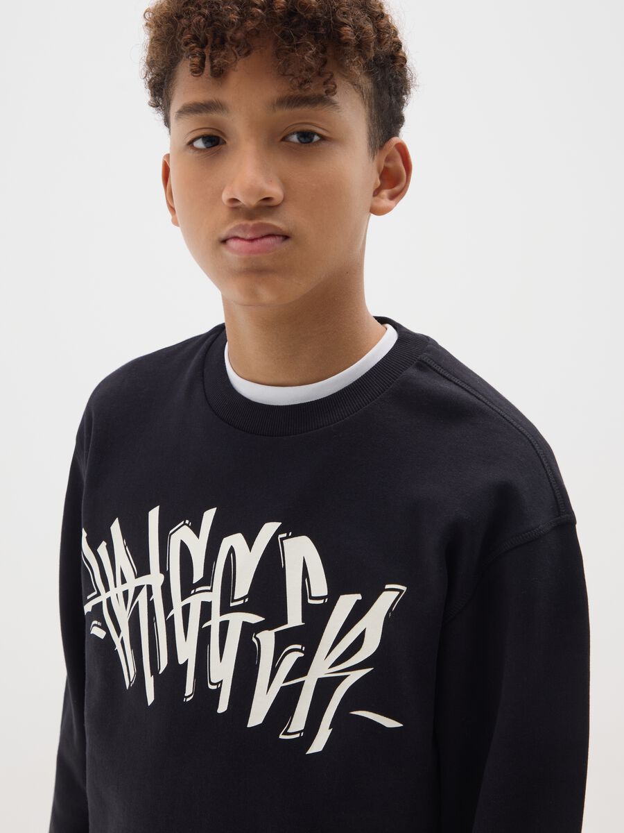 Black sweatshirt for boys aged 10-15_2
