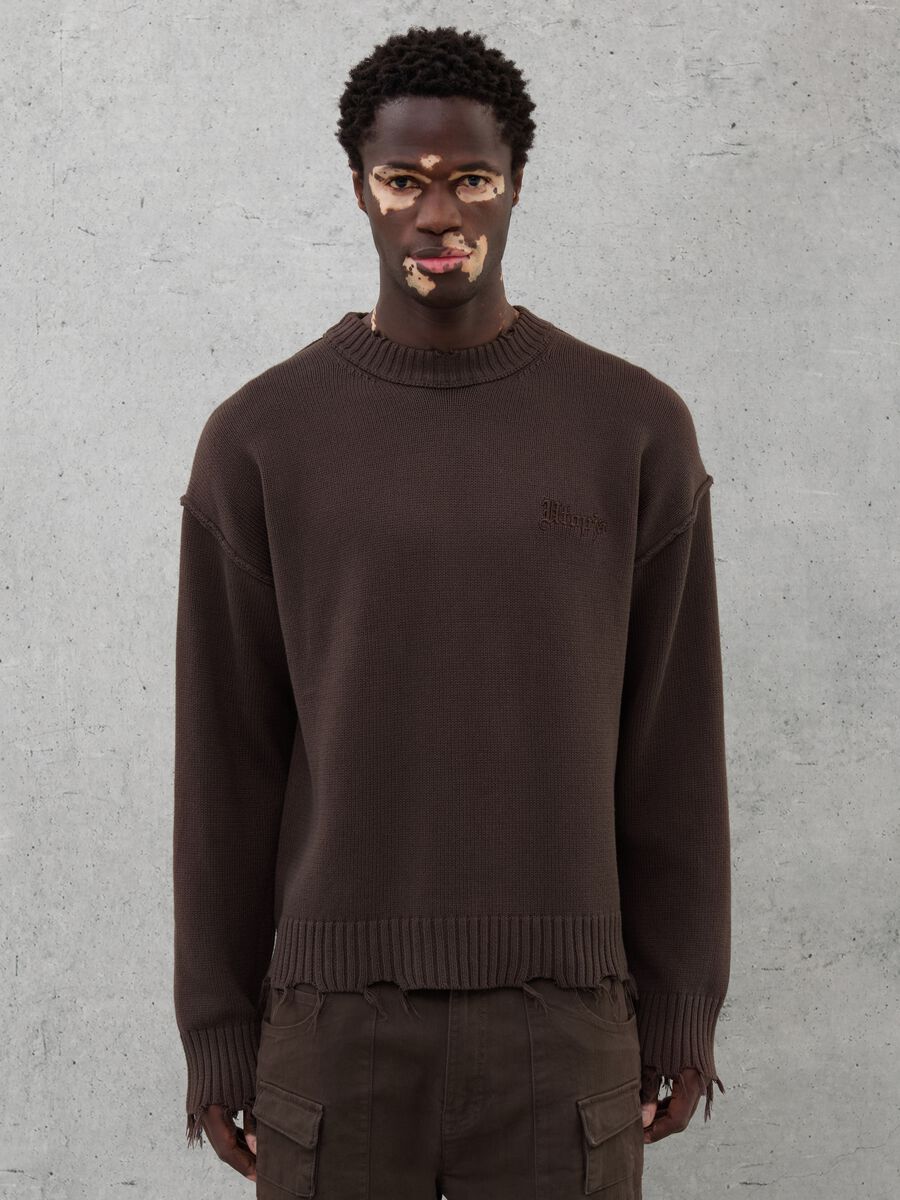 Crewneck Distressed Pullover Chocolate Brown_1