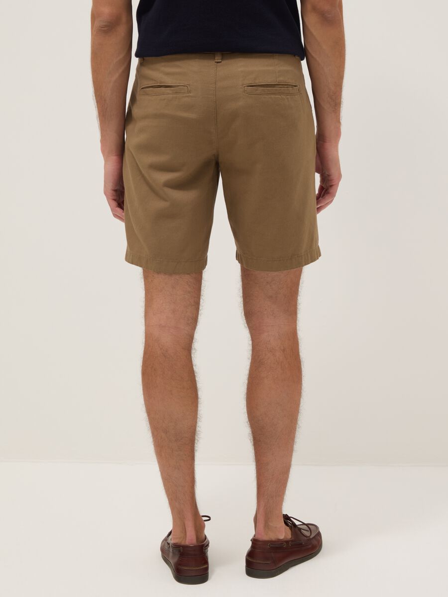 Beige chino shorts in pure cotton, regular fit_2