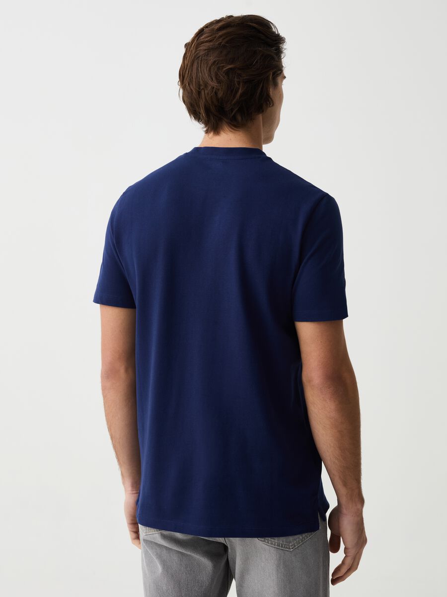 T-shirt girocollo in cotone stretch_2