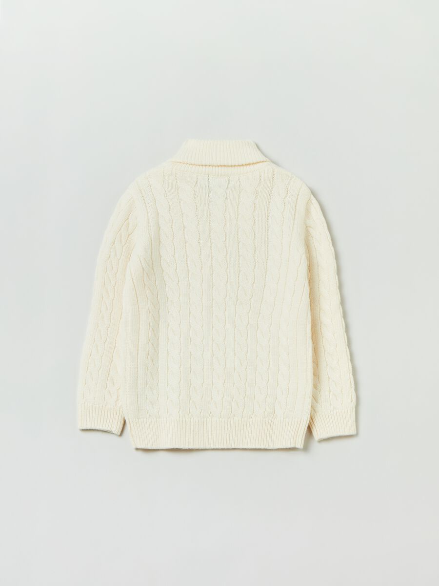 Pullover a trecce con collo a scialle_4