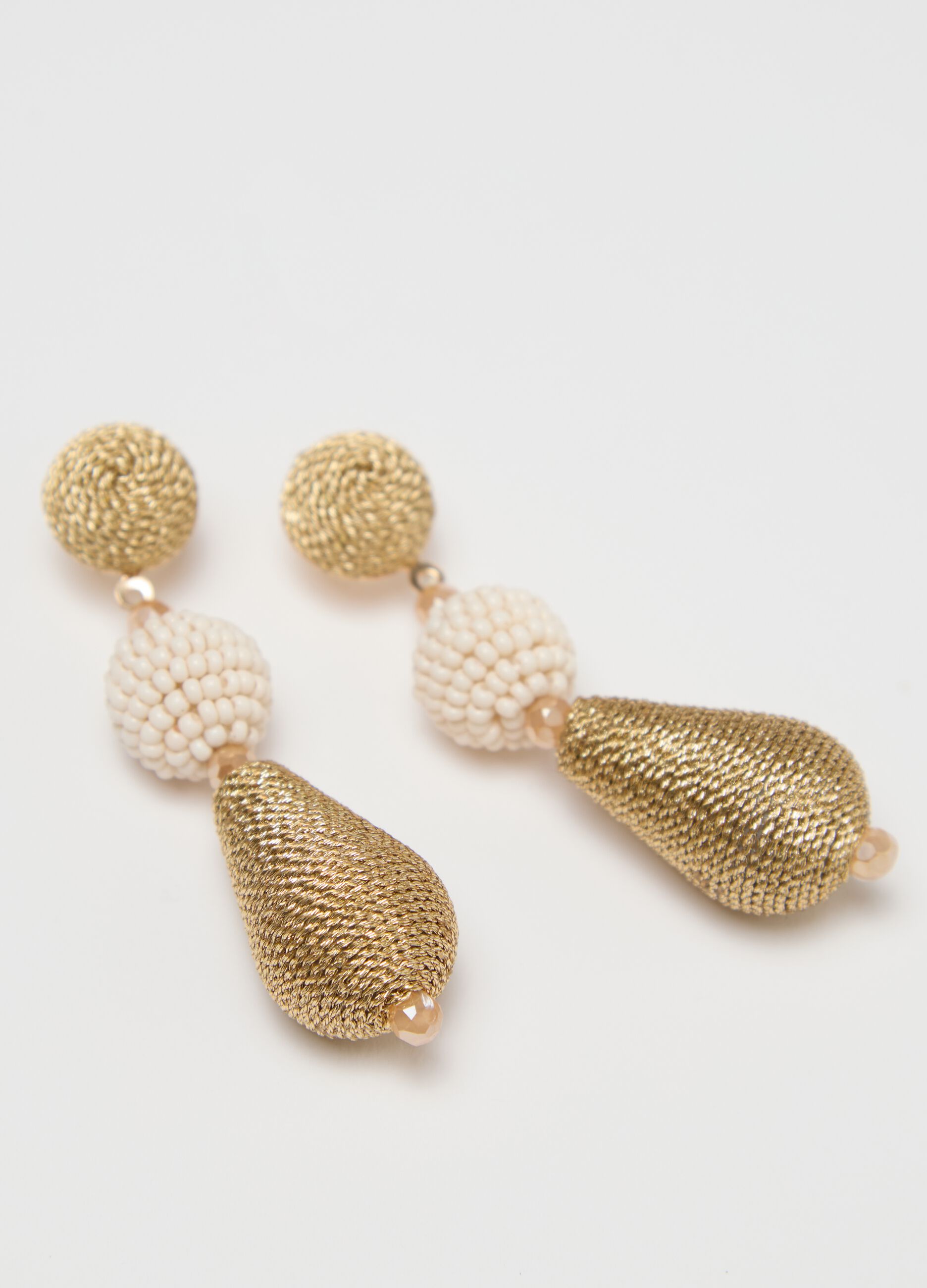 Long earrings with teardrop pendants