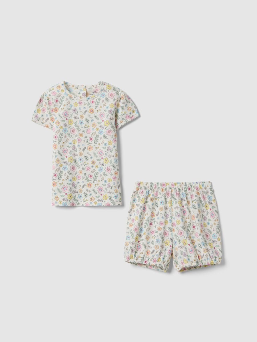 Multicolour pure cotton baby pyjamas with floral design_0