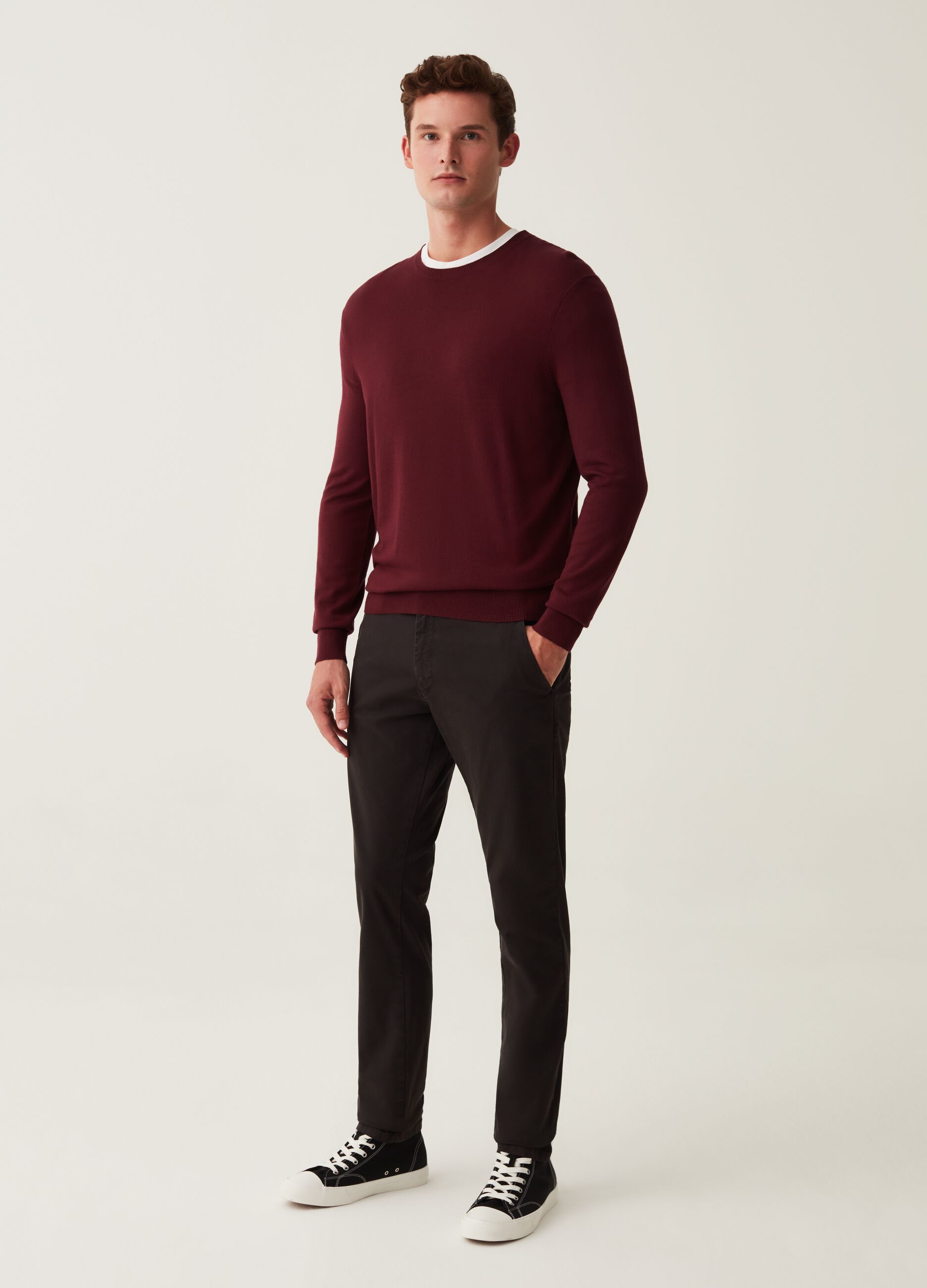 Pantaloni chino in cotone stretch tinta unita