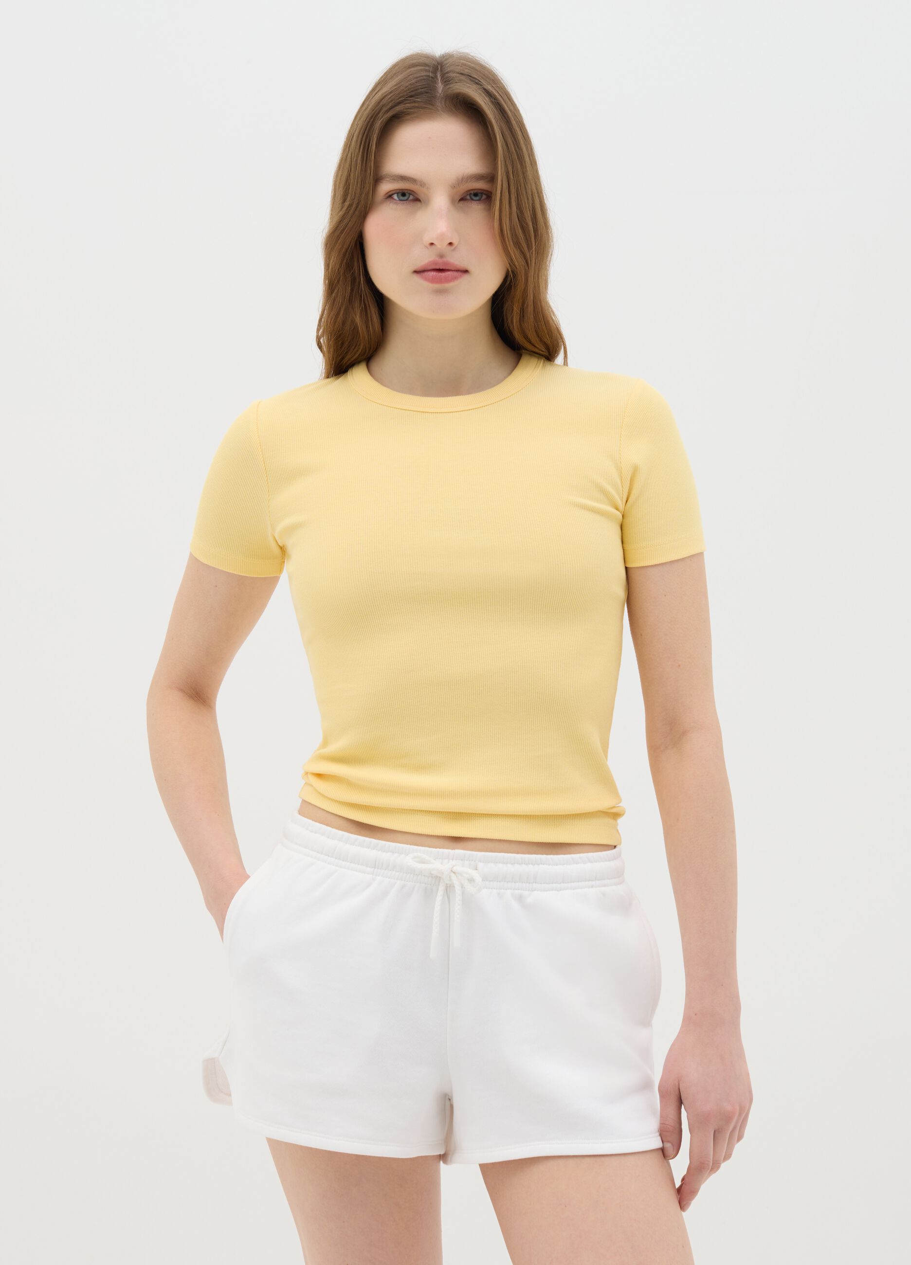T-shirt da donna in cotone elasticizzato gialla regular fit