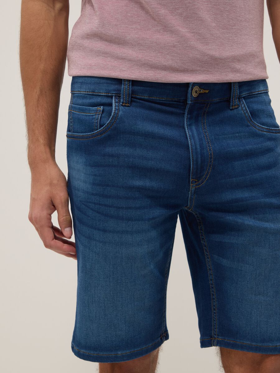Blue Stretch Cotton Blend Denim Slim Fit Shorts_3