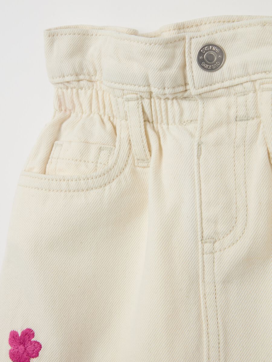 Paper bag skirt in drill with flowers embroidery_2
