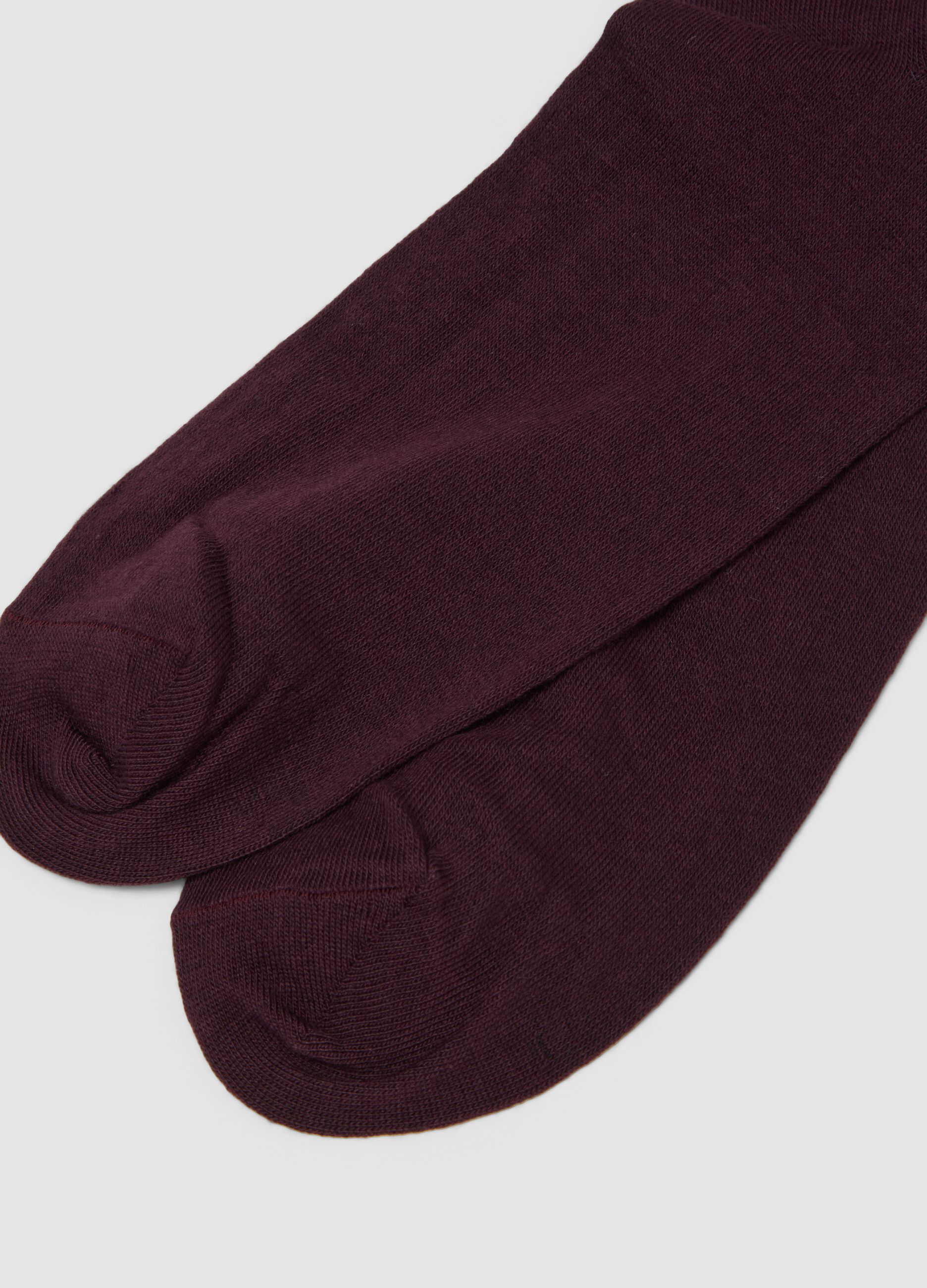 2-pack of navy and burgundy long socks in cotton and cashmere blend