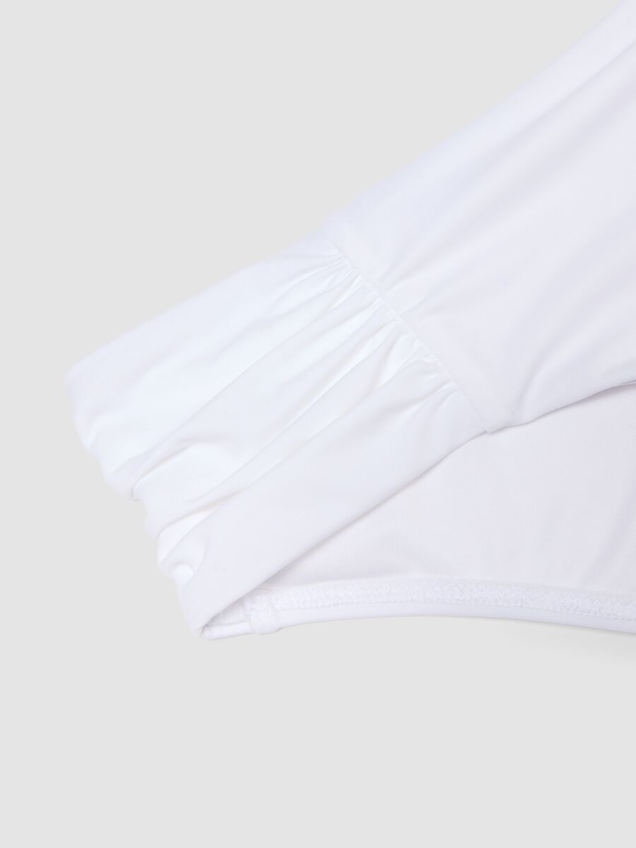 Slip bikini bianco in tessuto elasticizzato con dettagli arricciati regular fit_1