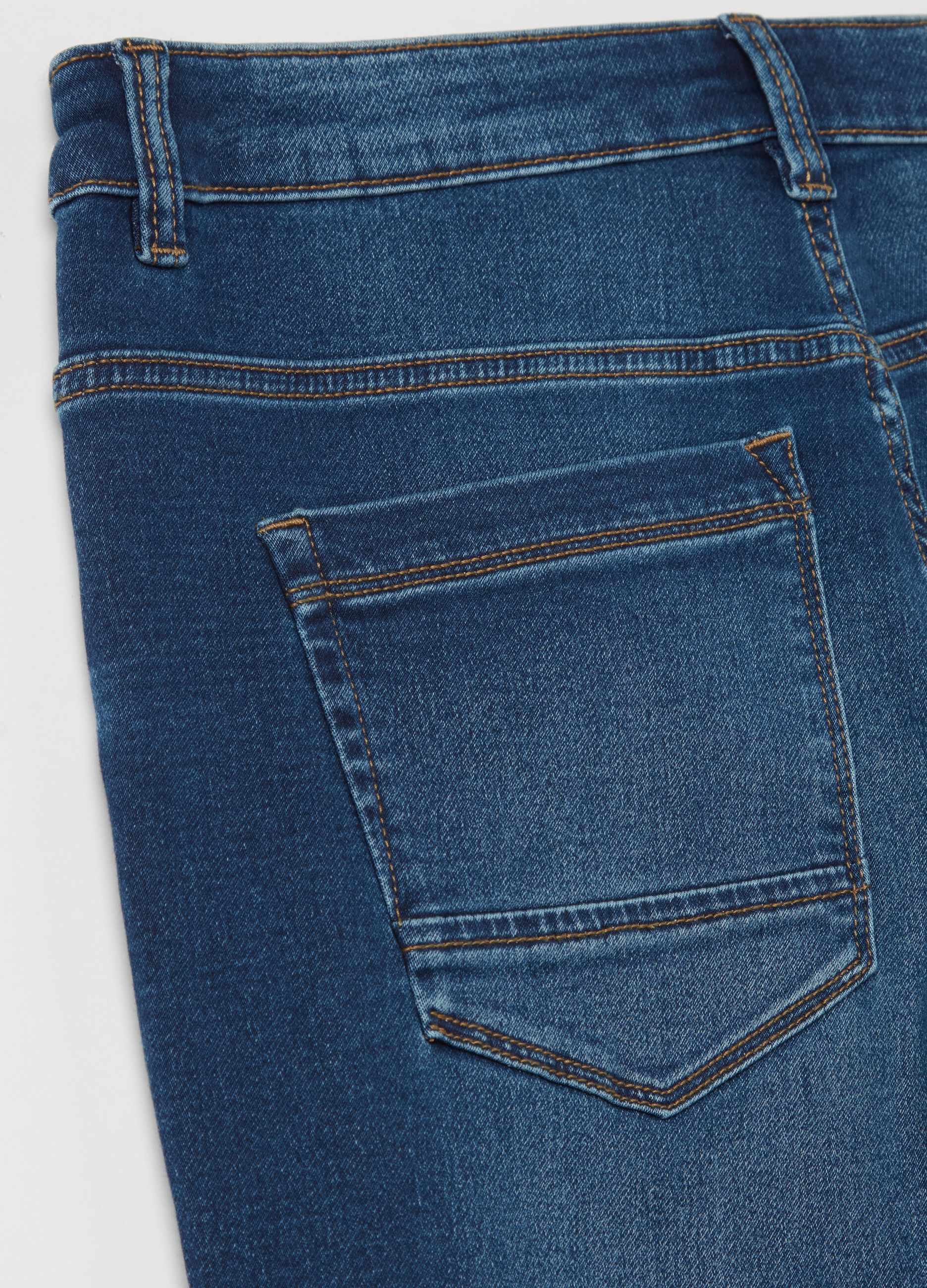 Jeans skinny fit con scoloriture