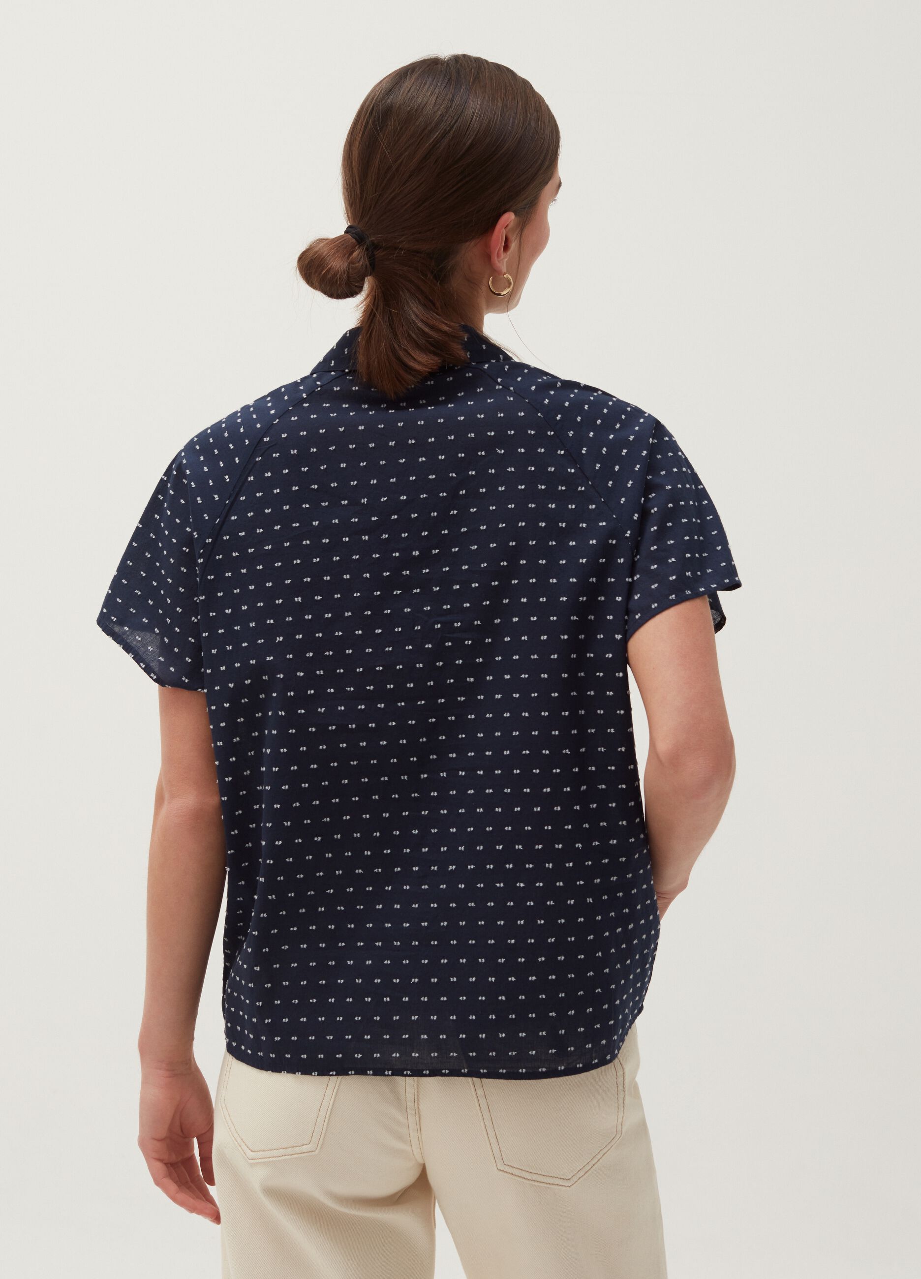 Short-sleeved blouse in cotton