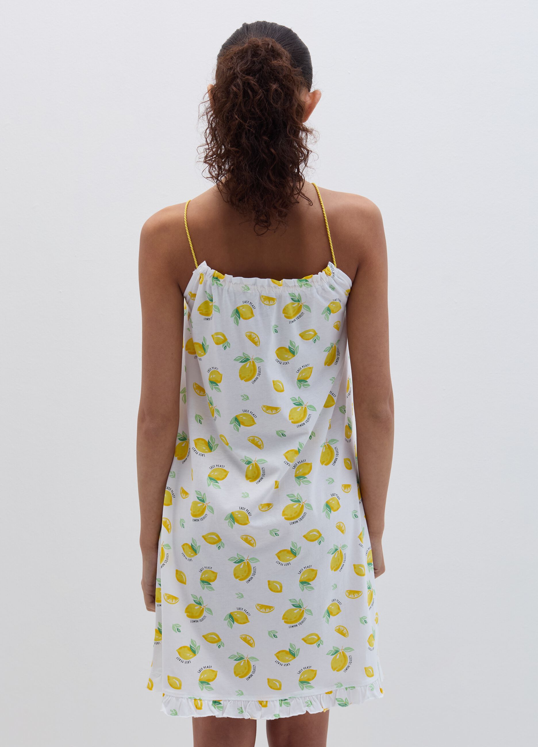 Nightdress with lemons print