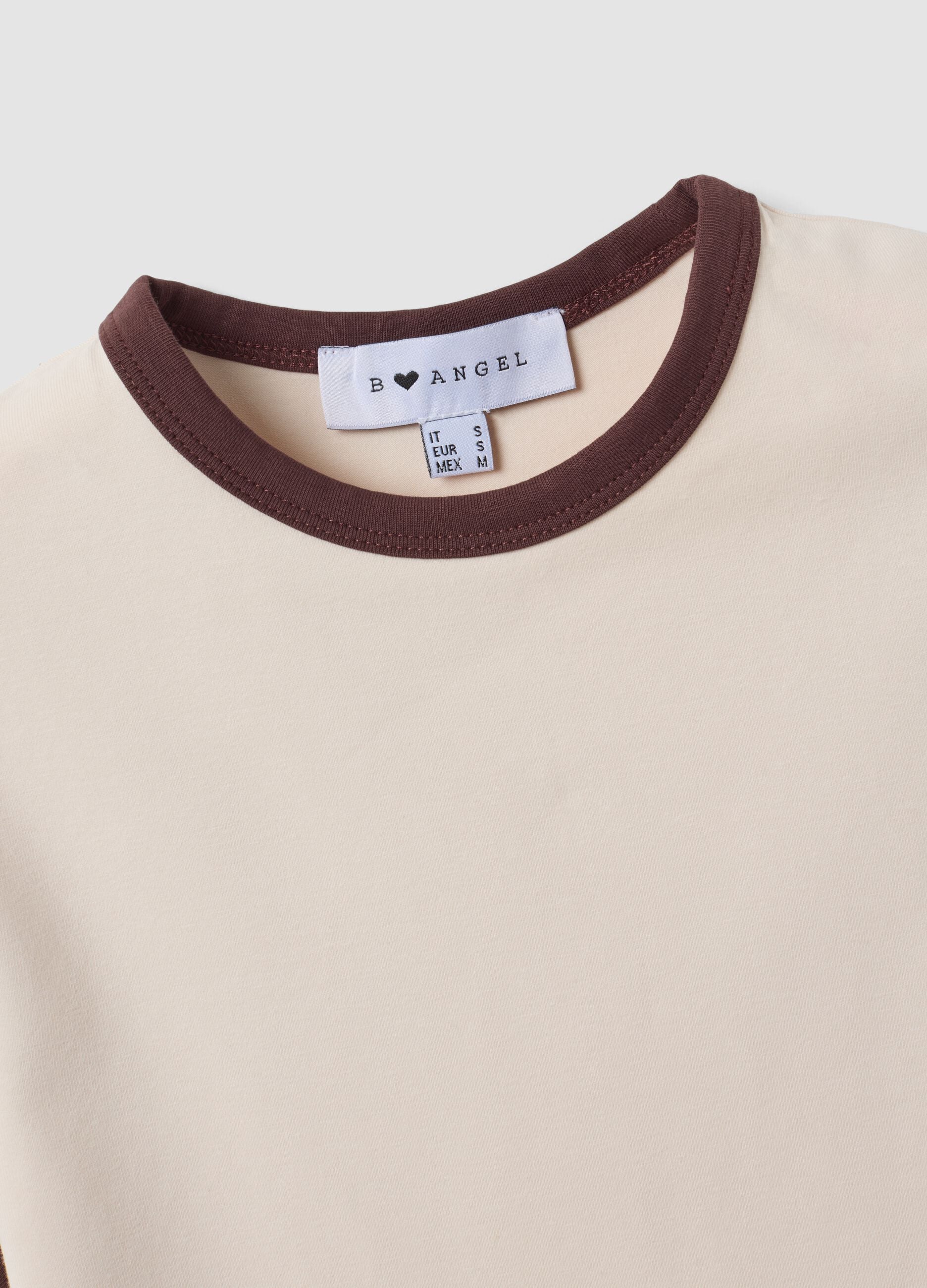 Beige fitted stretch cotton T-shirt with contrast trims