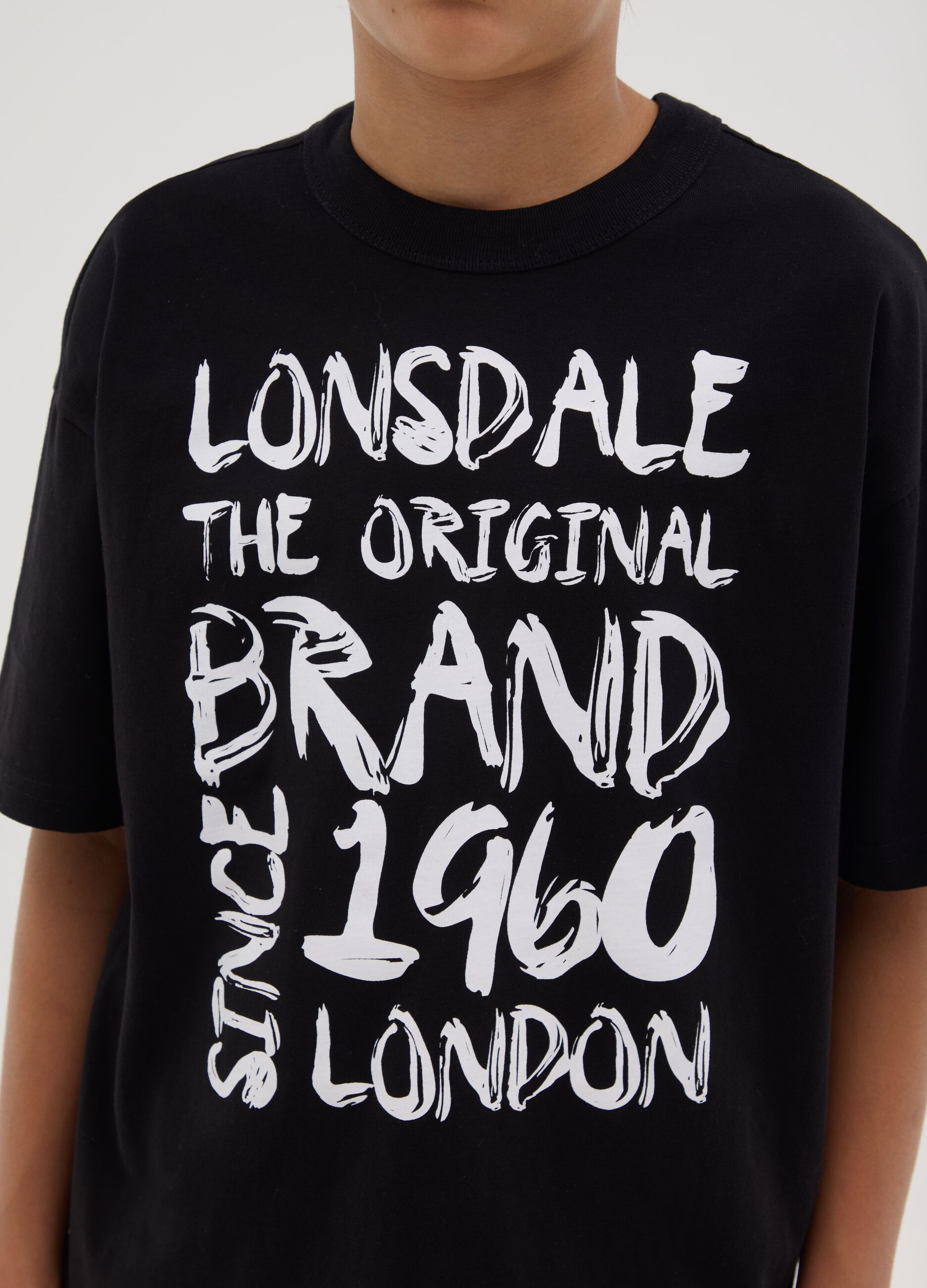 Cotton T-shirt with graffiti-style logo print