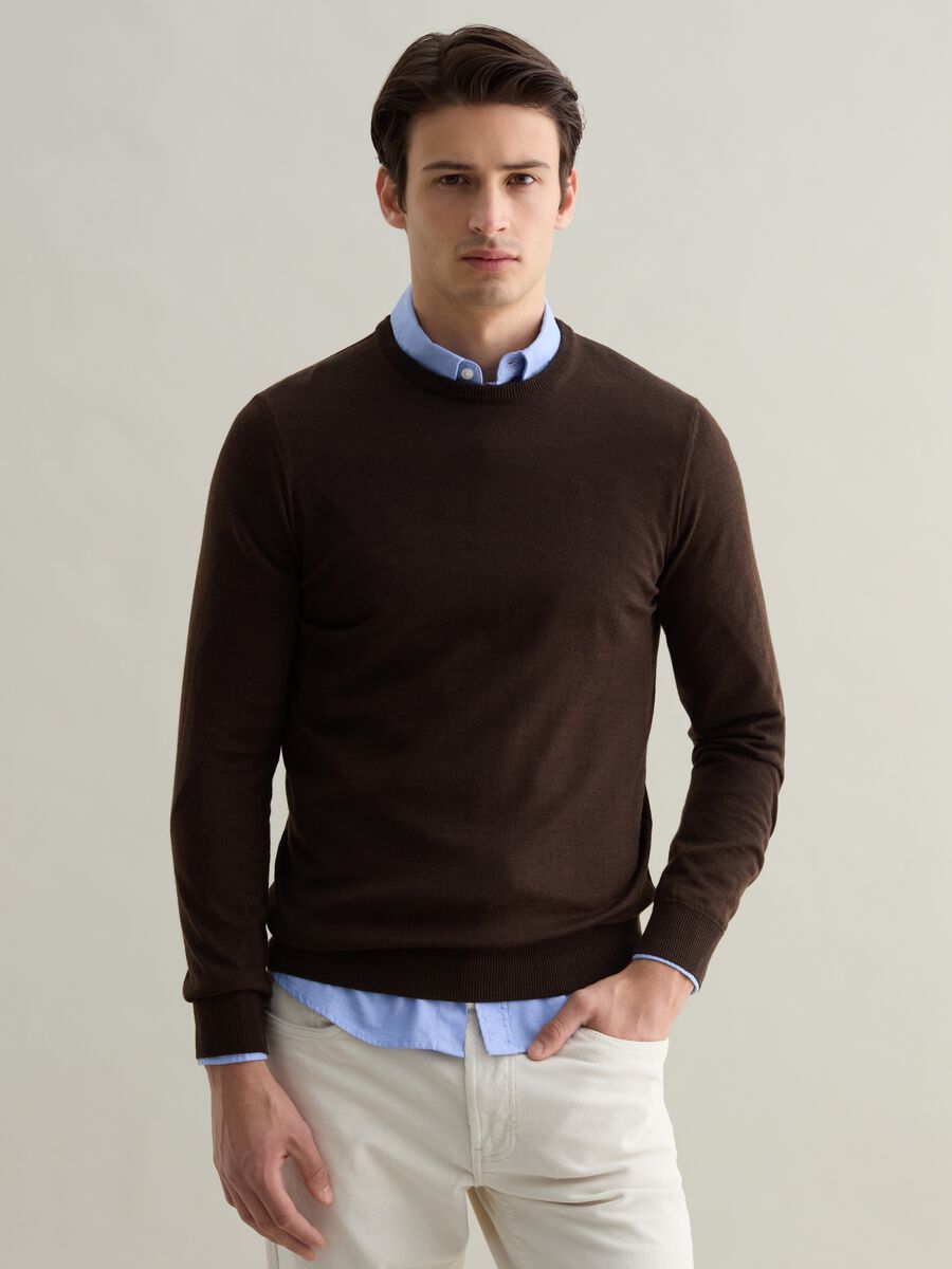Merino wool pullover with round neck_0