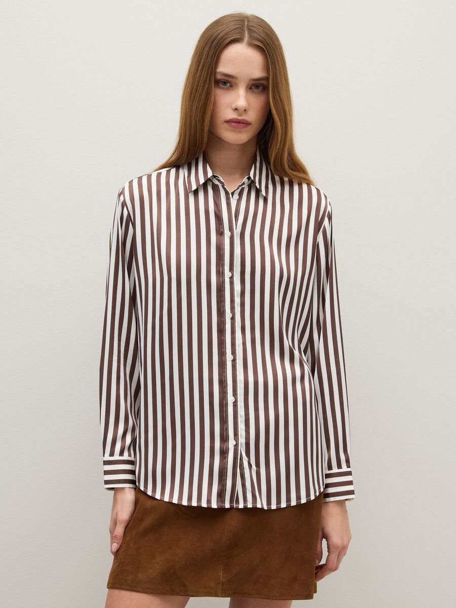 White and brown striped regular fit shirt_0