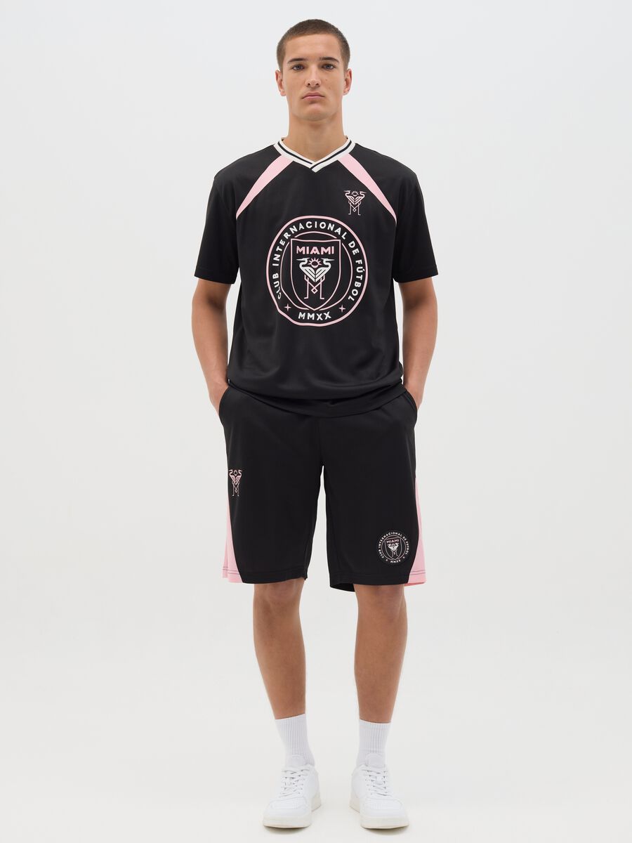 Black Bermuda joggers with pink details_1