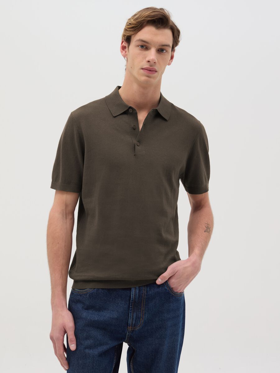 Polo shirt in solid colour cotton_0