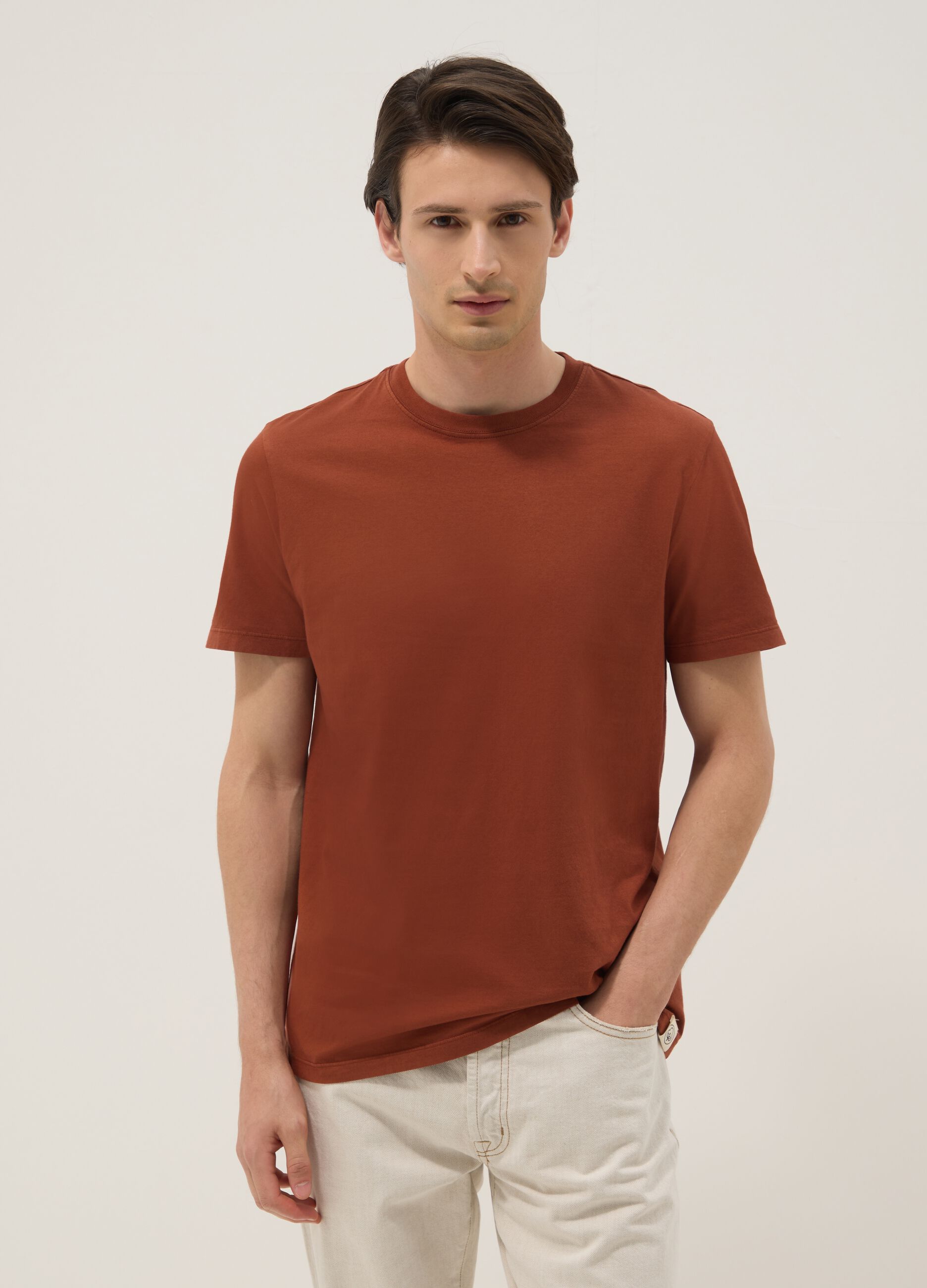 T-shirt rossa in puro cotone a maniche corte regular fit