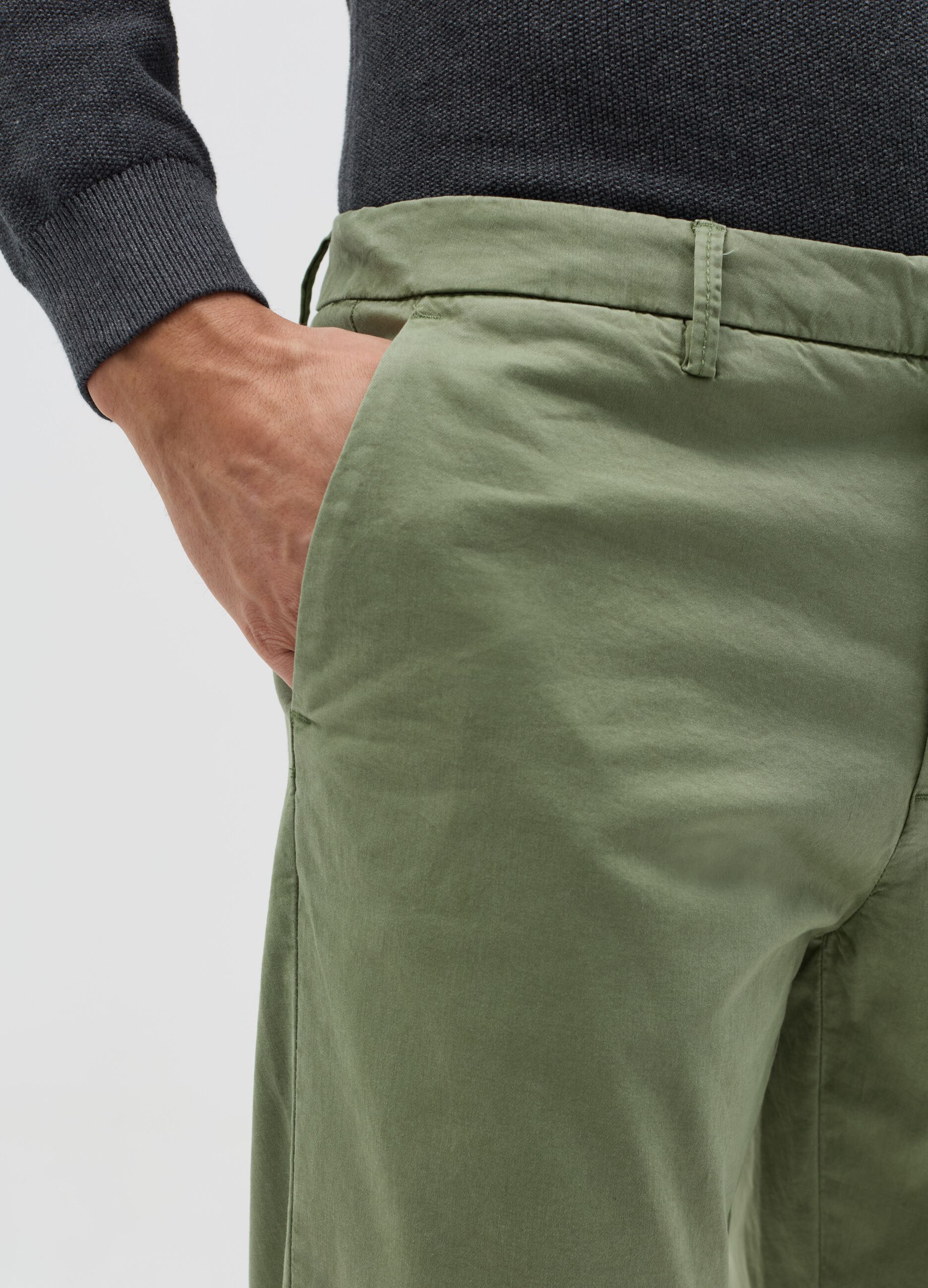 Slim-fit chino trousers in stretch cotton