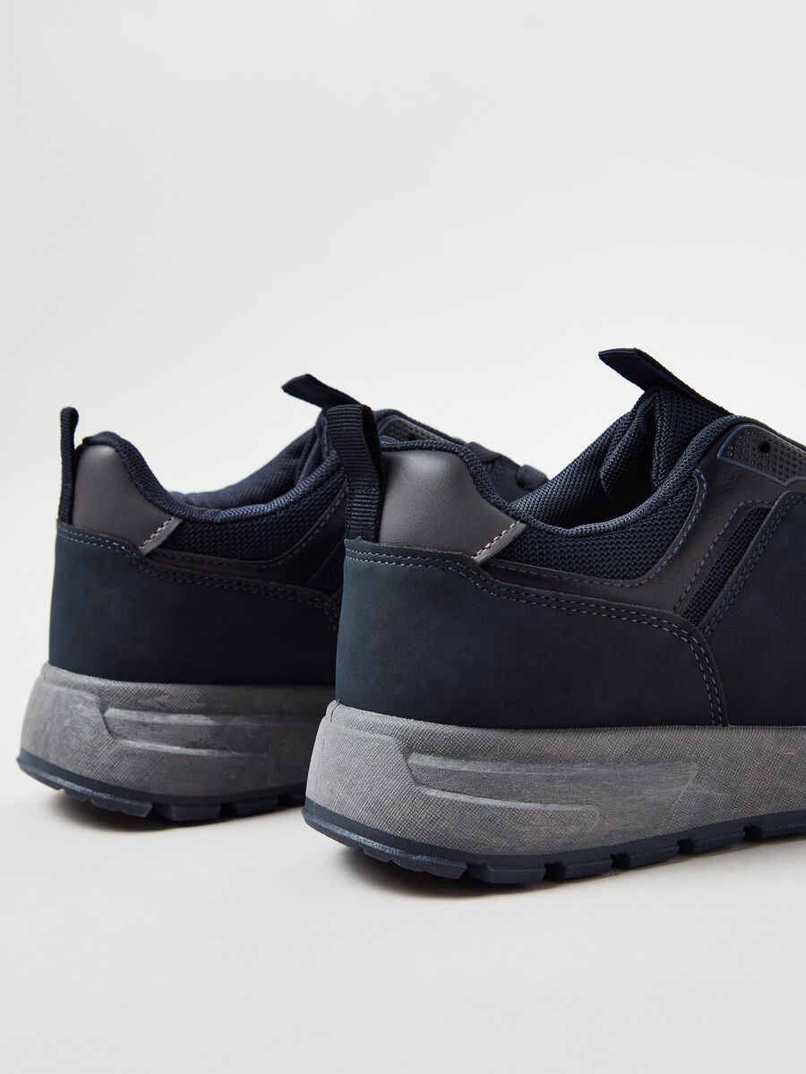 Sneakers con lacci_2