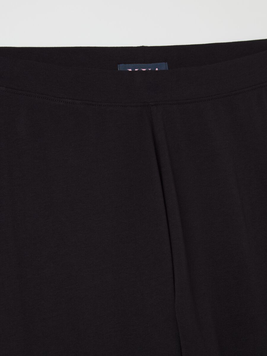 Curvy flare-fit stretch leggings_5