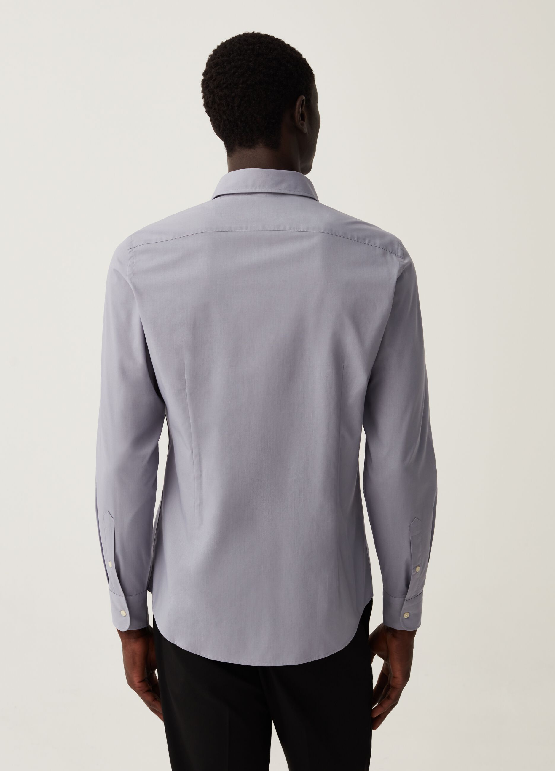 Camicia slim fit tinta unita_2