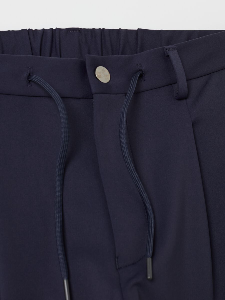 Tech trousers in technical fabric_3