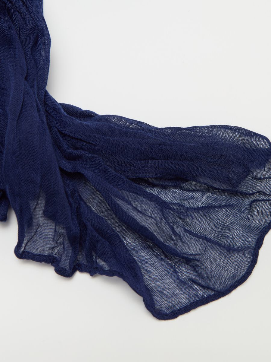 Solid colour crinkle-effect scarf_2