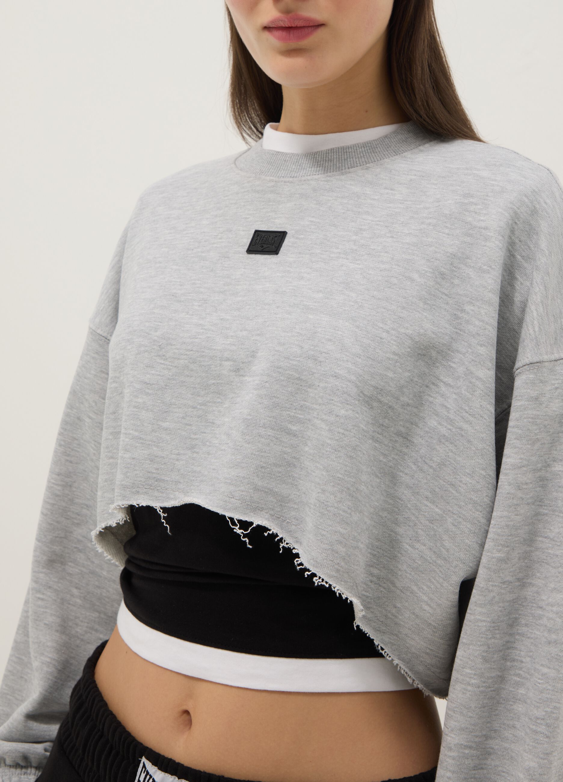Grey cotton blend cropped sweatshirt with regular fit