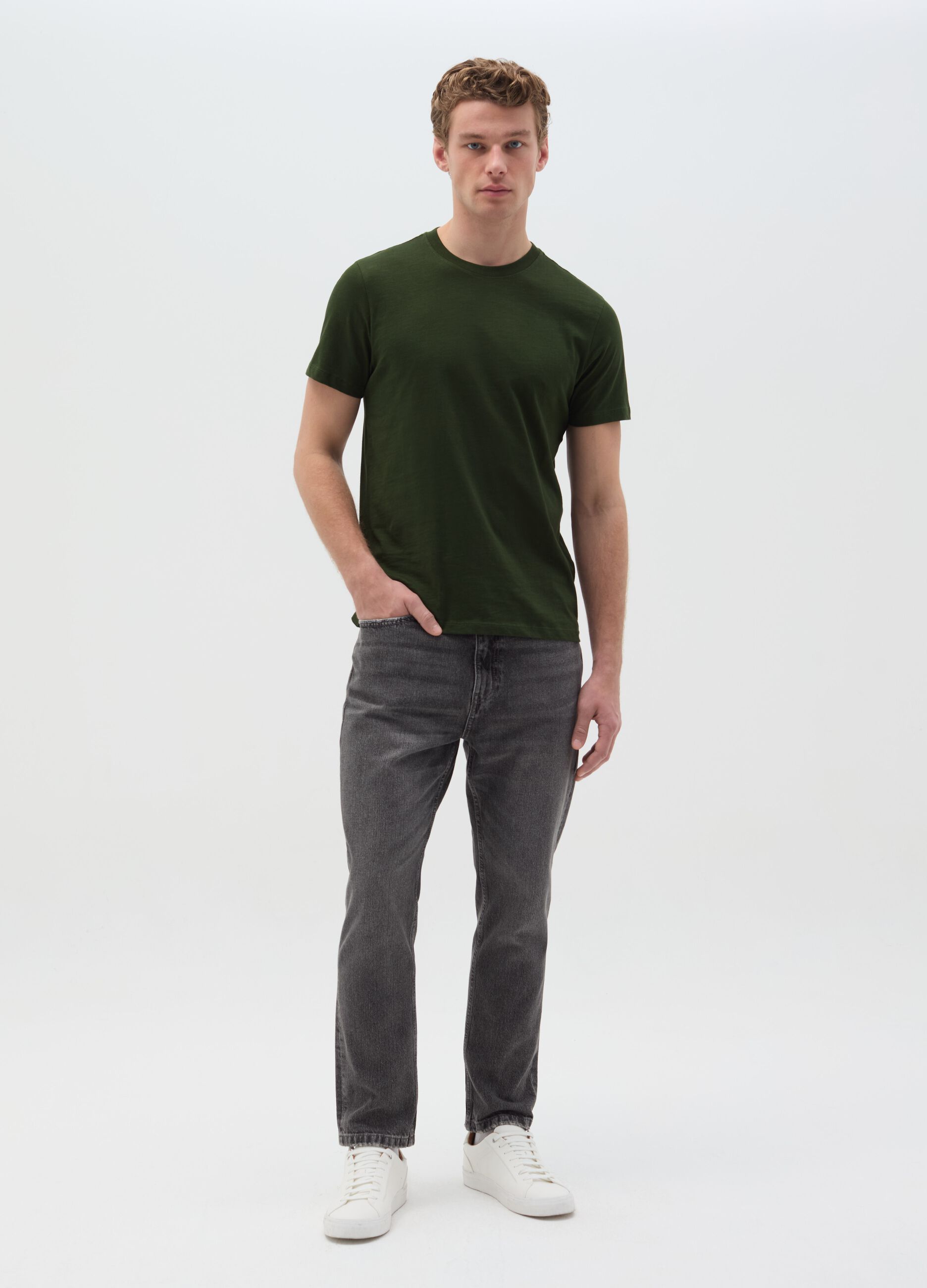 T-shirt in slub cotton with round neck