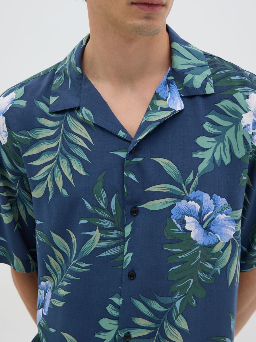 Men's multicolour over-fit shirt with floral pattern_2
