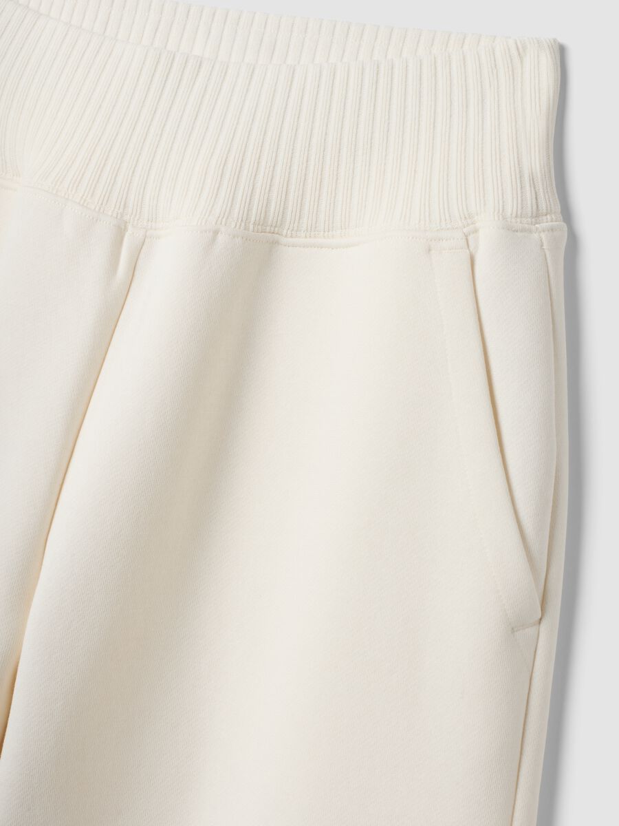 Pantaloni bianchi in misto cotone fleece straight fit_1