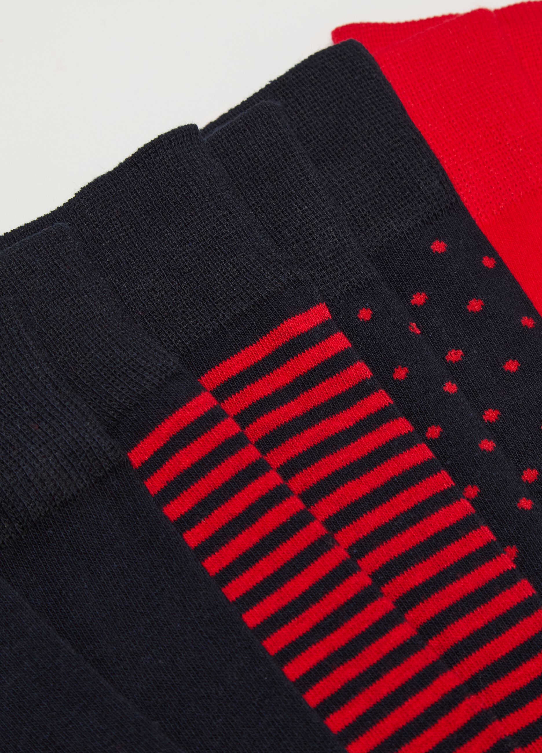 Five-pair pack long socks with stripes and polka dots pattern
