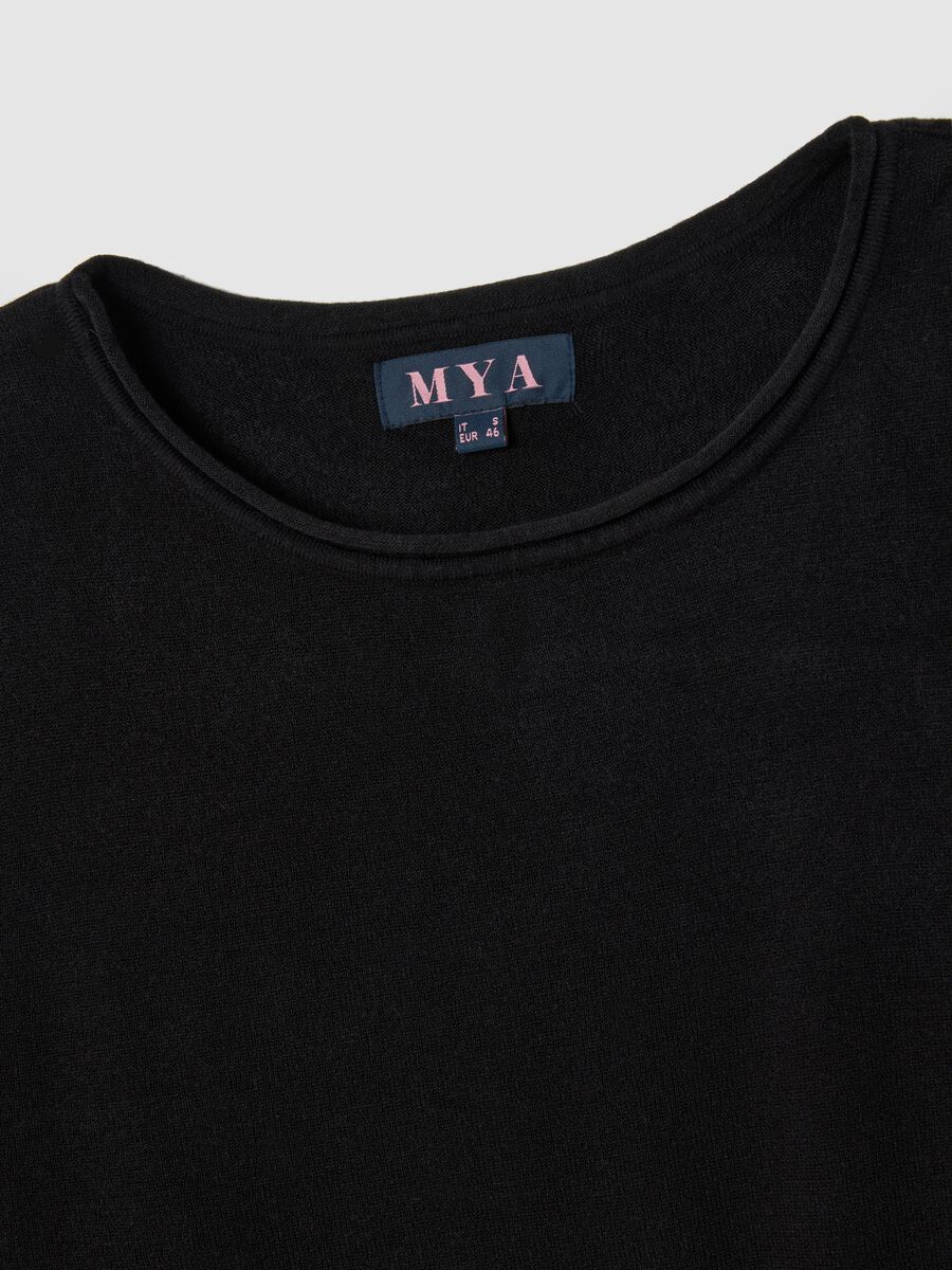 Black Acrylic Pullover_1