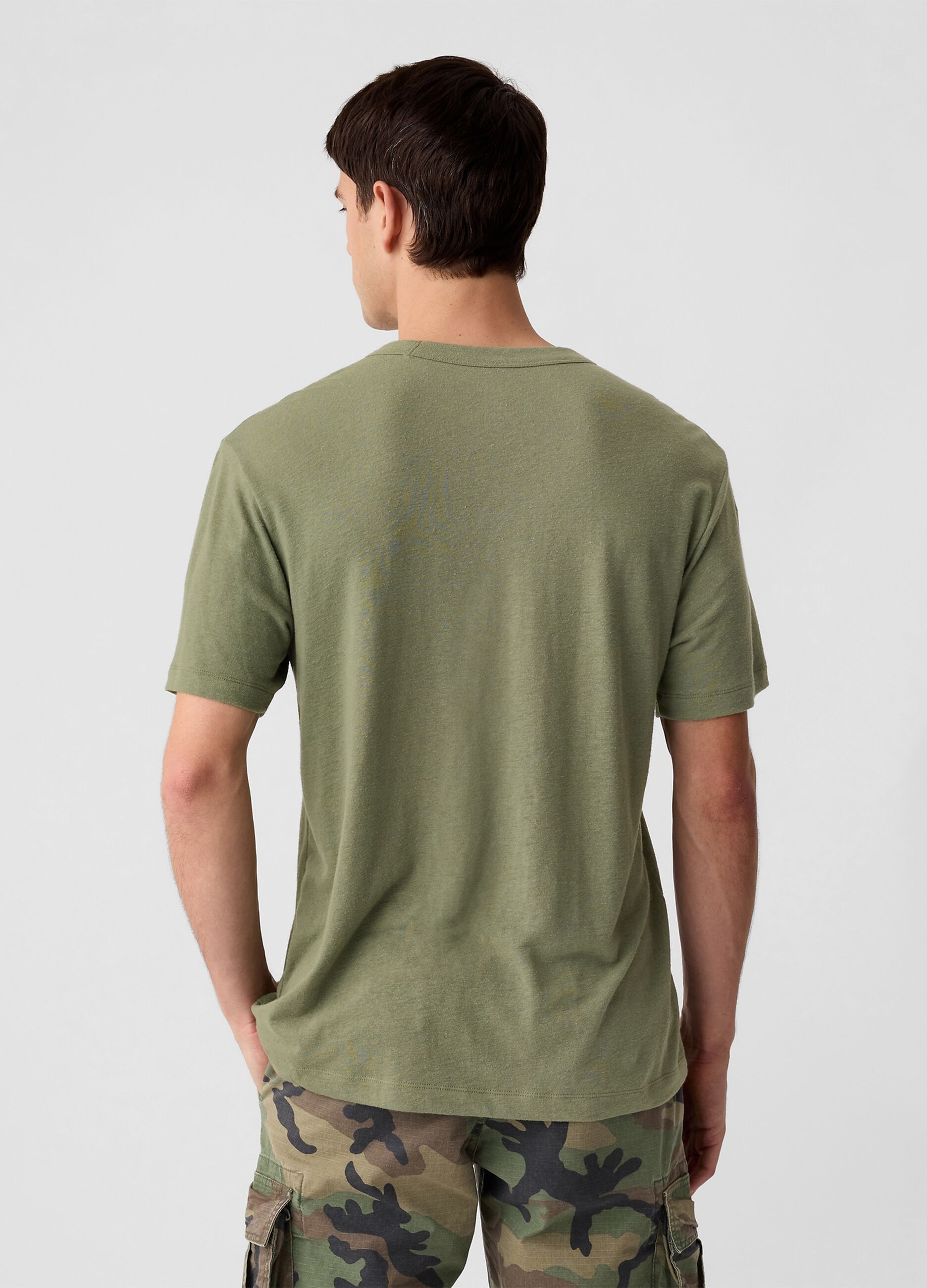 T-shirt girocollo in misto lino