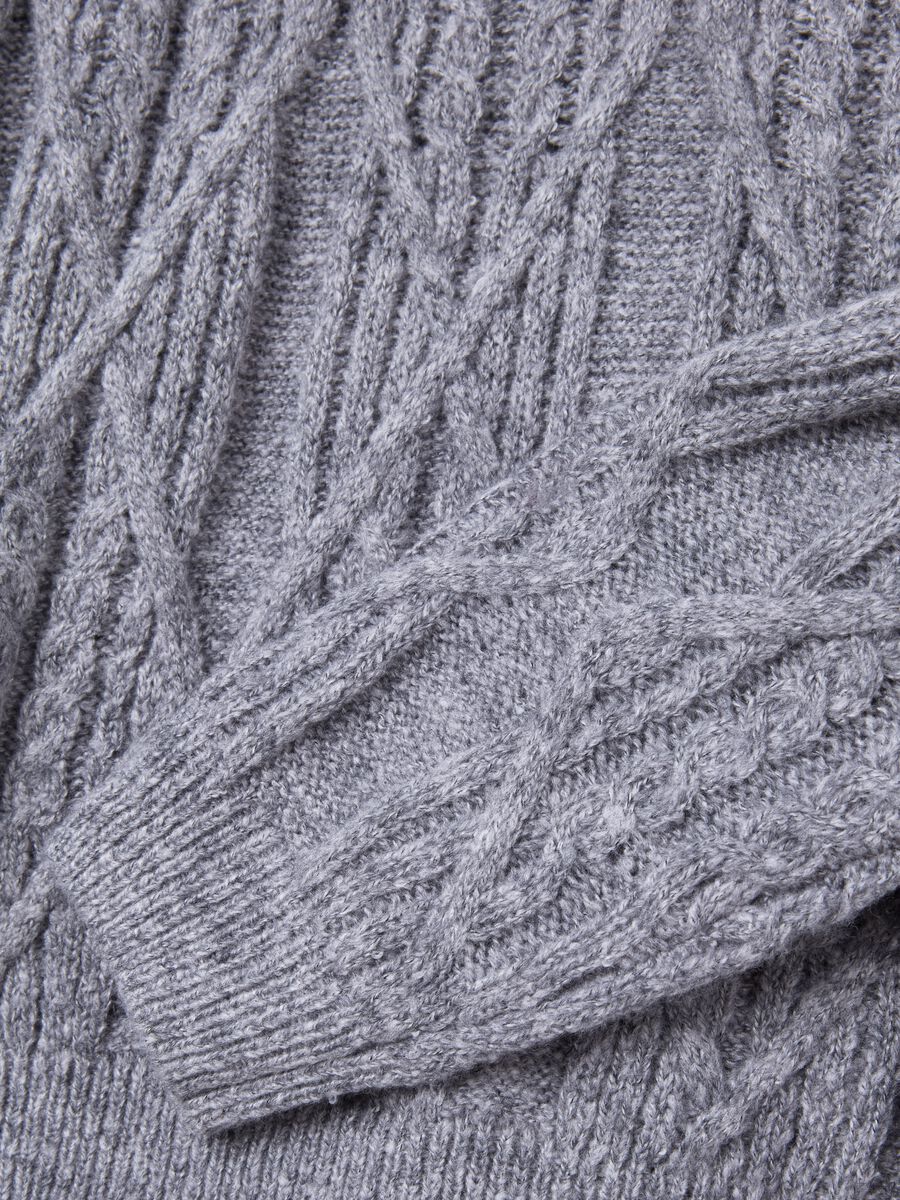 Pullover con lavorazione a rombi_5