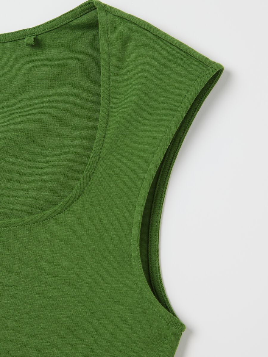 Green tank top with square neck_5