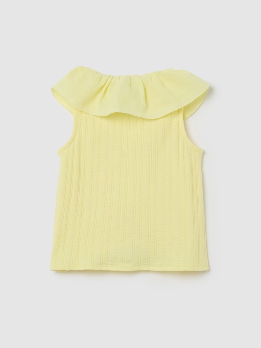 Yellow vest with collar and double flounce_1