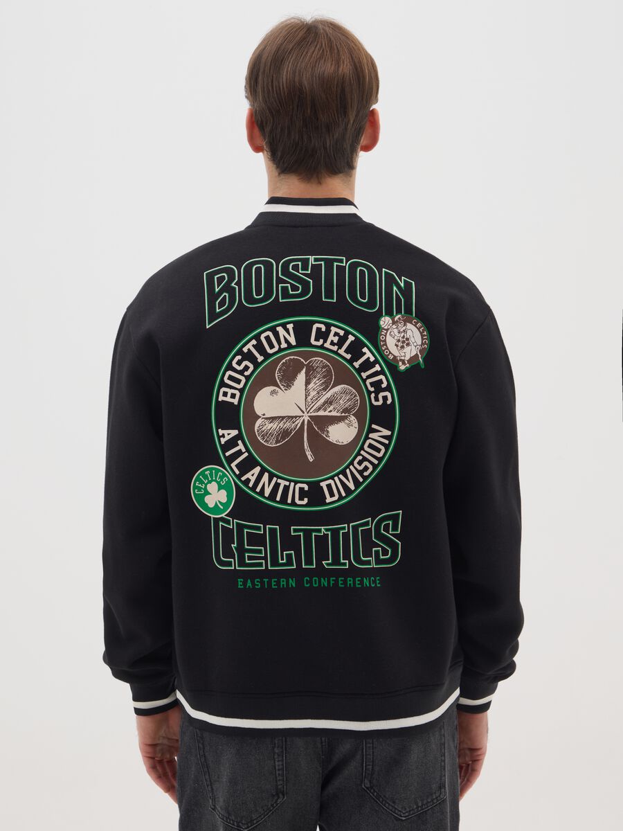 Giubbotto bomber in misto cotone nero con stampe Celtics_2