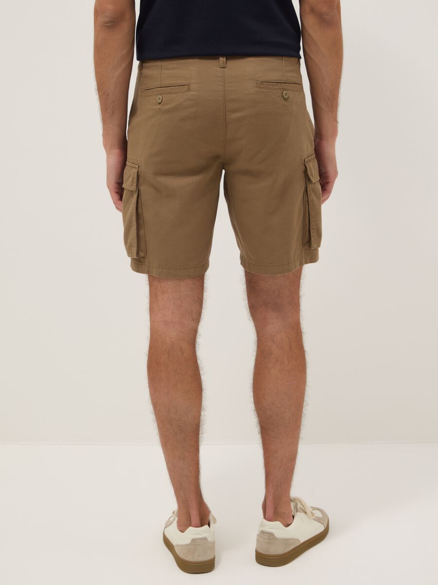 Beige pure cotton cargo Bermuda shorts, regular fit_2