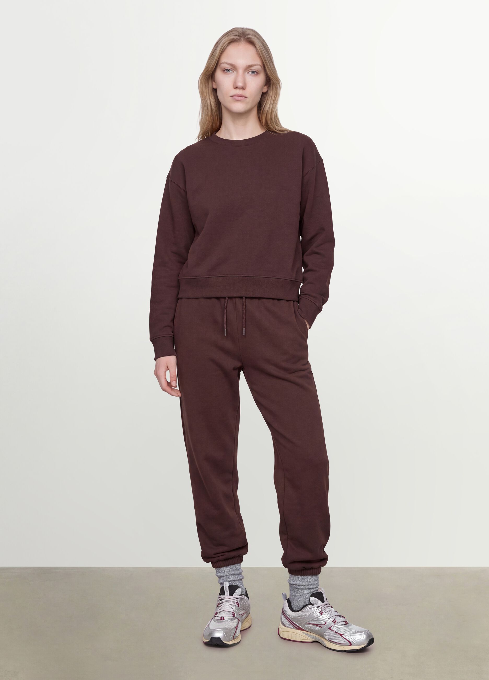 Pantaloni jogger marroni in misto cotone con vita elasticizzata regular fit