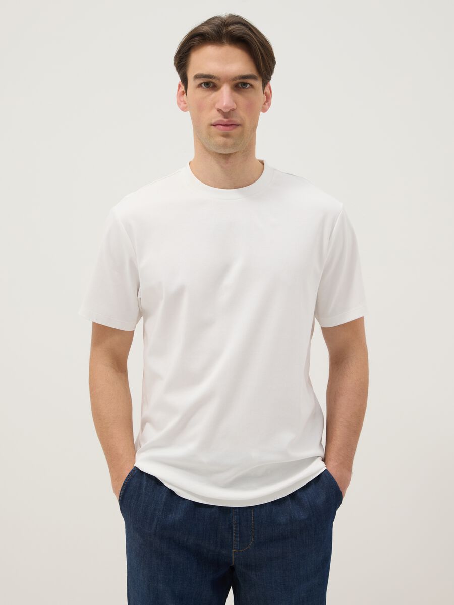 T-shirt girocollo in puro cotone bianca regular fit_0