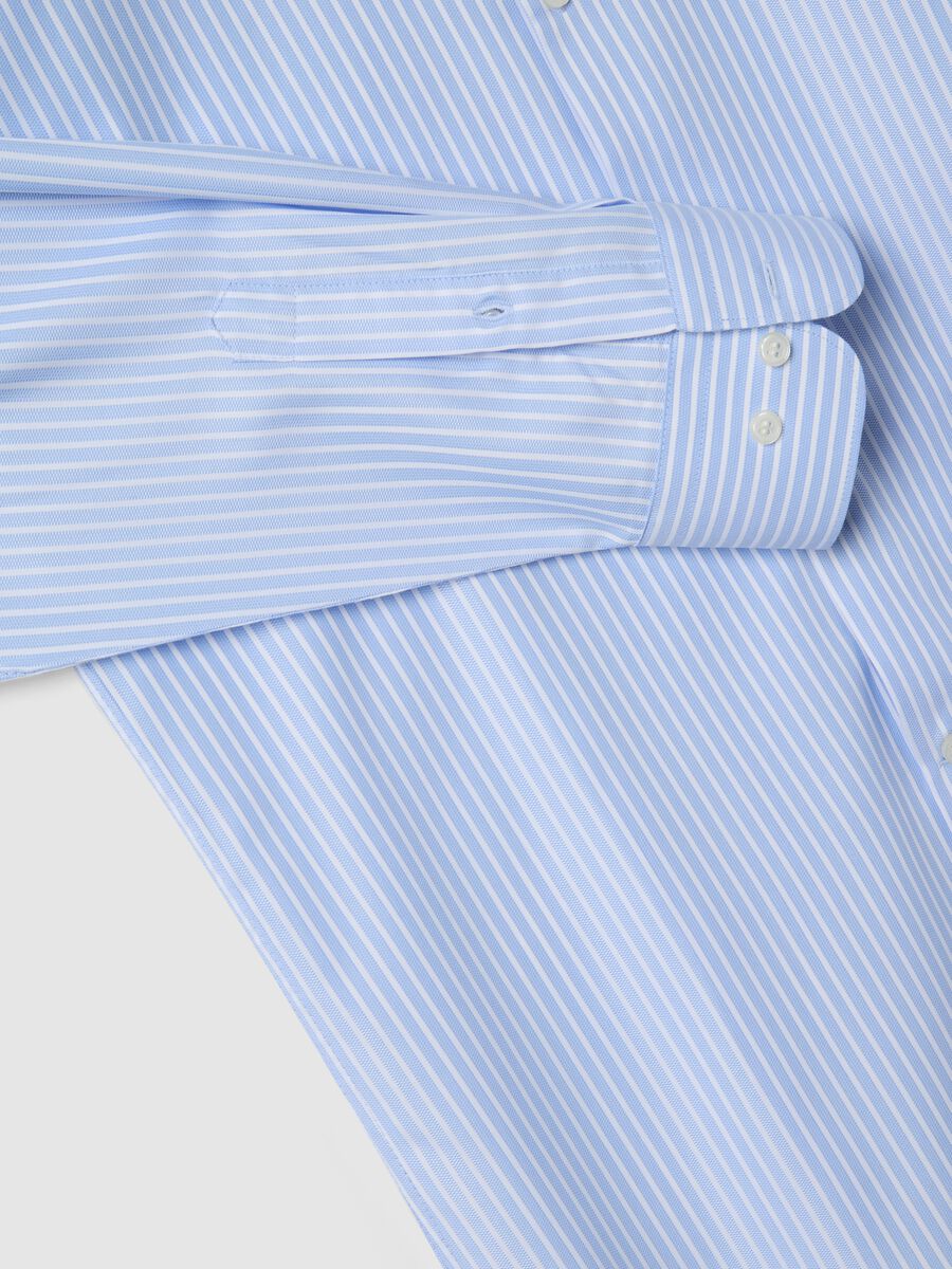 Multicolour striped slim fit shirt with French collar_1
