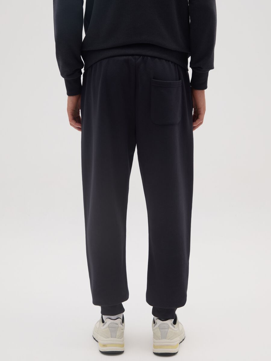 Black cotton blend regular fit trousers_2