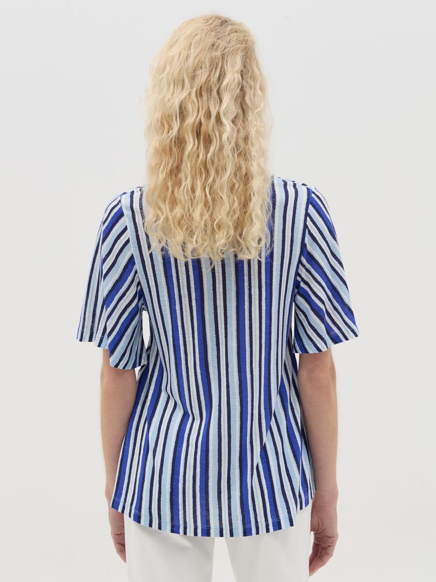 Viscose T-shirt with stripes_3