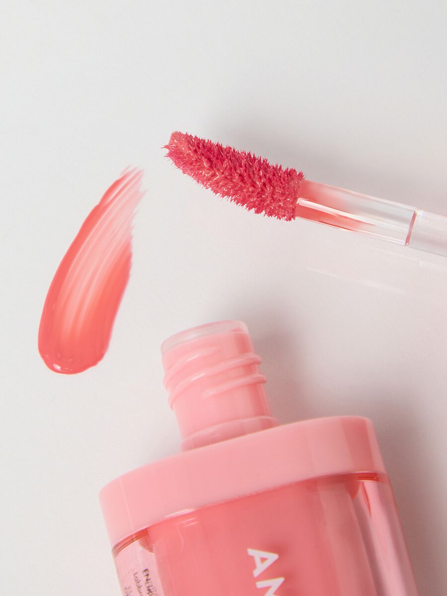 COLOR + VOLUME + HYDRATION, innovative lip tint with a volumizing effect for soft and super juicy lips_5