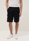 Bermuda neri in misto cotone con tasche cargo relaxed fit_1