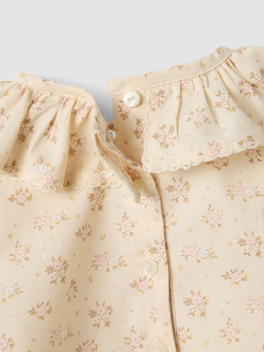 Body beige in puro cotone con colletto a volant per neonata con stampa floreale_3