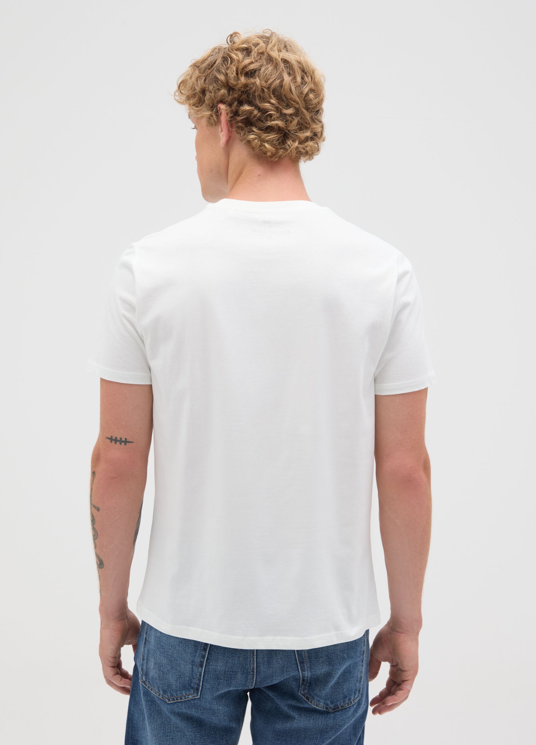 Men's regular fit white pure cotton T-shirt